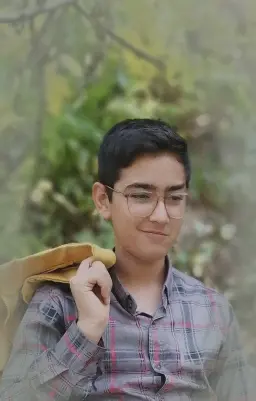 عکس حامد برزینگر، دانشآموز آکادمی کدیما